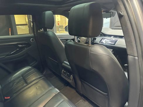 Used 2020 Land Rover Range Rover Evoque S image 25