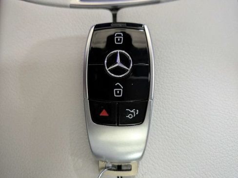 Used 2021 Mercedes-Benz E 350 Sedan image 30