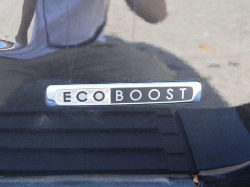 Used 2015 Lincoln Navigator 2WD image 11