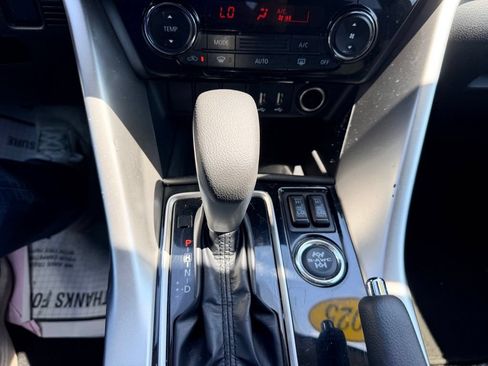 Used 2025 Mitsubishi Eclipse Cross AWD image 25