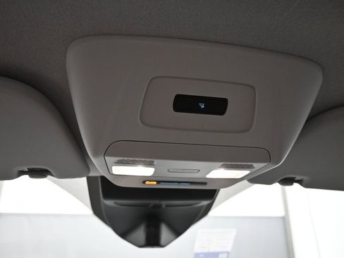 New 2025 Ford Transit 150 Low Roof image 28