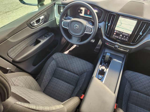 Certified 2024 Volvo XC60 T8 Core AWD/4WD image 11