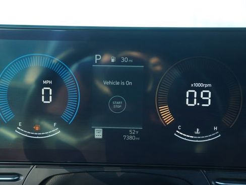 Used 2024 Hyundai Kona SEL image 30