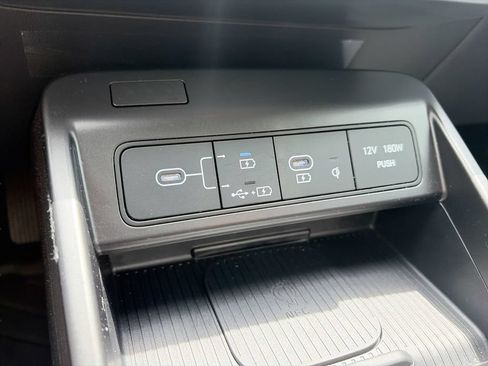 Used 2024 Hyundai Kona SEL w/ Convenience Package FWD image 19