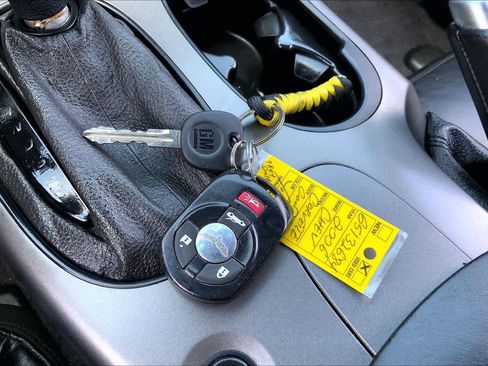 Used 2006 Chevrolet Corvette Coupe RWD image 11