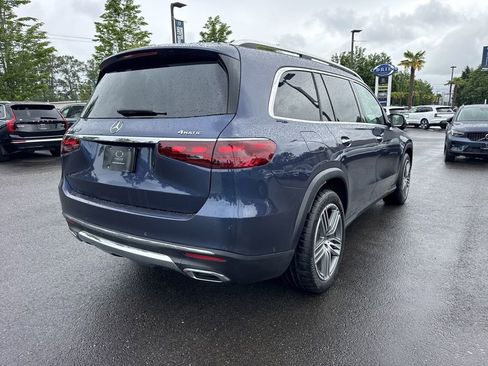 Used 2025 Mercedes-Benz GLS 450 4MATIC image 7
