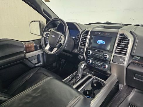 Used 2017 Ford F150 Platinum w/ Technology Package image 10