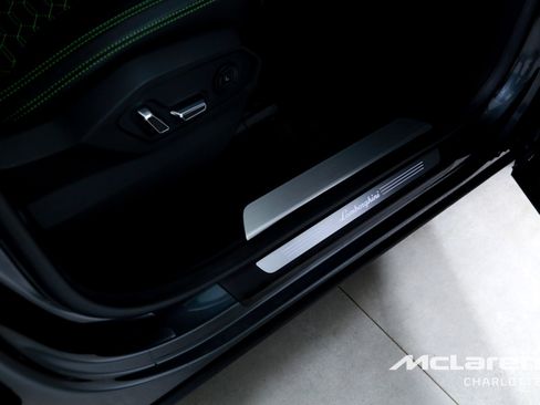 Used 2020 Lamborghini Urus image 31