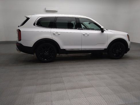 Used 2021 Kia Telluride EX w/ EX Premium Package FWD image 10