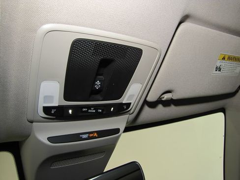 Certified 2023 Honda HR-V EX-L image 8