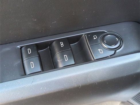 Certified 2024 Chevrolet Colorado LT w/ LT Convenience Package image 22