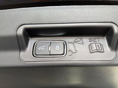 New 2026 Ford Explorer Active w/ Active Comfort Package AWD/4WD image 14