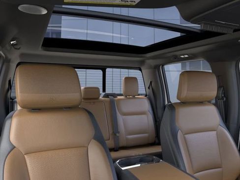 New 2025 Ford F250 Lariat w/ Lariat Ultimate Package image 22