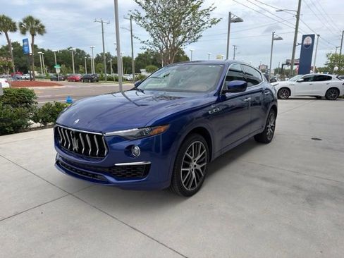 Used 2022 Maserati Levante GT AWD/4WD image 2