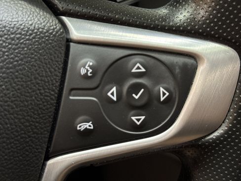Used 2022 GMC Terrain SLE w/ Driver Convenience Package FWD image 25