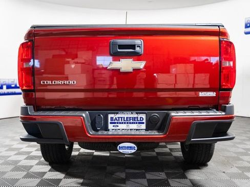 Used 2015 Chevrolet Colorado Z71 image 5