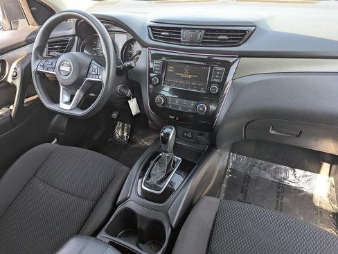 Used 2019 Nissan Rogue Sport S w/ Appearance Package AWD/4WD image 30