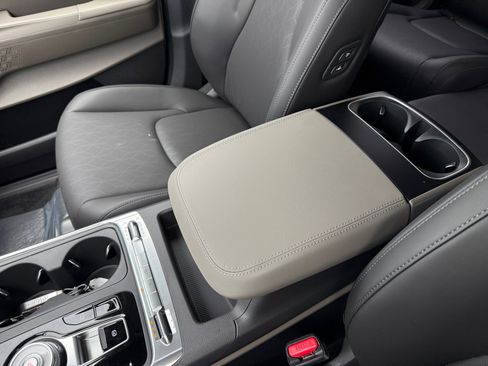 New 2026 Kia Carnival SX FWD image 14