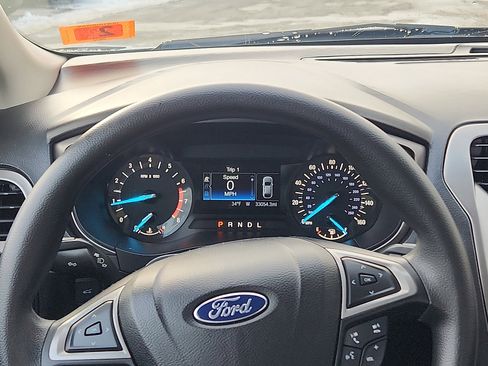 Used 2017 Ford Fusion SE image 14