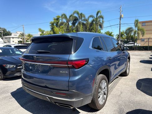Used 2025 Buick Enclave Preferred w/ Power Package FWD image 13
