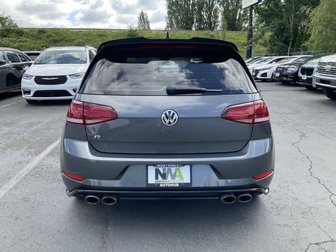 Used 2019 Volkswagen Golf R 4-Door AWD/4WD image 4