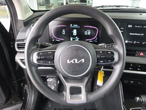 Used 2023 Kia Sportage LX image 23