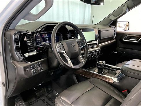 Used 2024 Chevrolet Silverado 1500 RST image 14