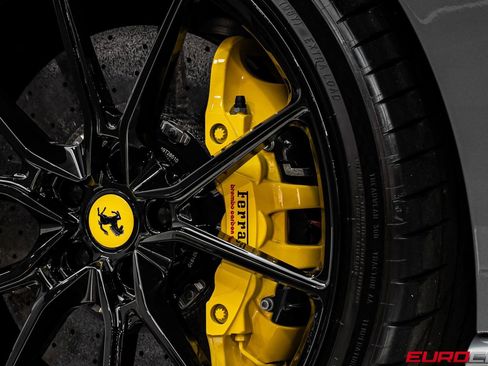 Used 2022 Ferrari 812 GTS RWD image 26