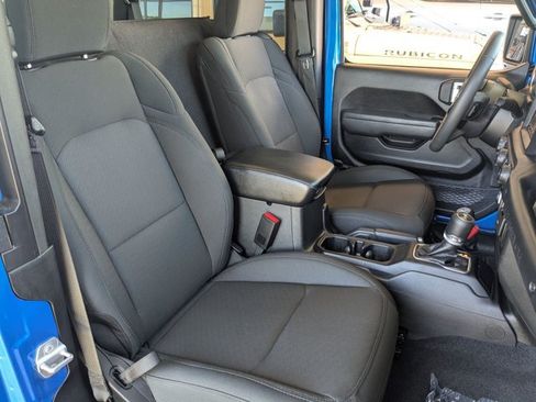 Used 2023 Jeep Wrangler Sport AWD/4WD image 21