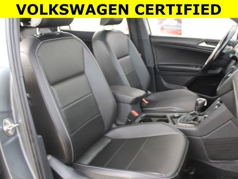 Certified 2021 Volkswagen Tiguan SE R-Line AWD/4WD image 26