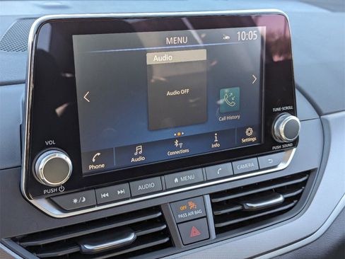 New 2025 Nissan Altima 2.5 SR image 17