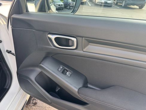 Certified 2025 Honda Civic Sport image 22