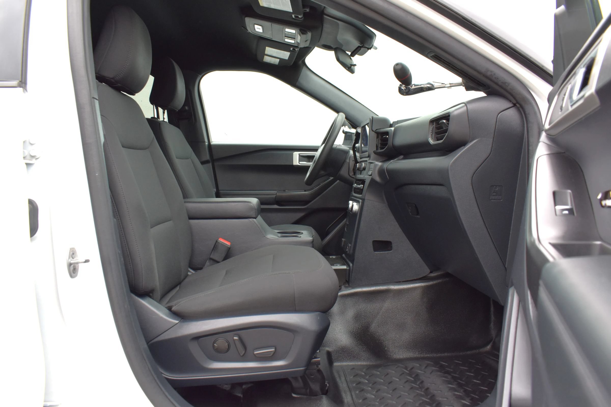 Used 2025 Ford Explorer 4WD Police Interceptor image 17