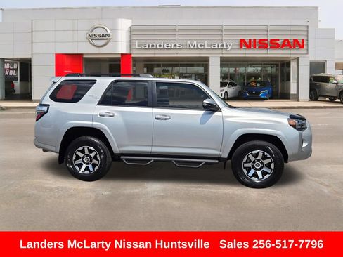Used 2024 Toyota 4Runner TRD Off-Road Premium w/ Moonroof Package AWD/4WD image 2