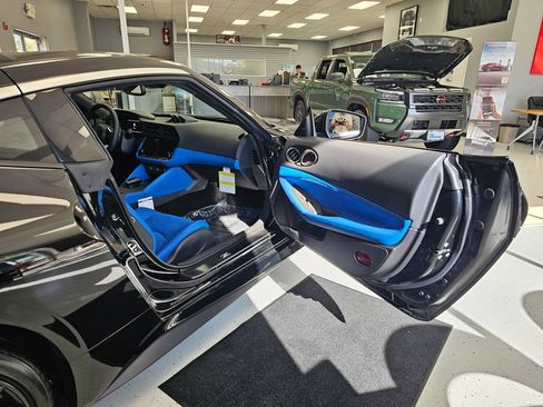 New 2026 Nissan Z Performance w/ Floor Mat Package RWD image 18