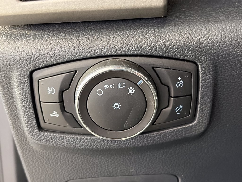 Used 2022 Ford F250 Lariat w/ Lariat Value Package AWD/4WD image 24