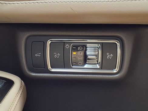 Used 2023 Lincoln Aviator Reserve w/ Equipment Group 201A RWD image 22
