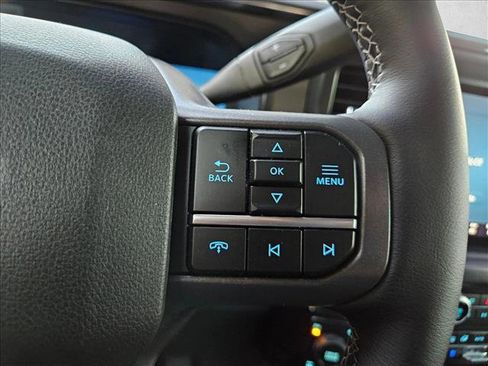Certified 2025 Ford F250 Lariat w/ FX4 Off-Road Package AWD/4WD image 22