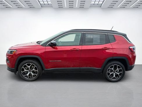 Used 2025 Jeep Compass Limited AWD/4WD image 8