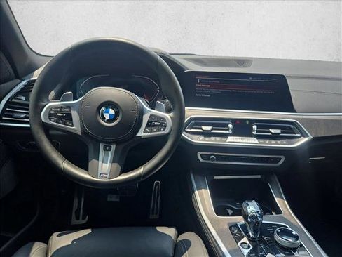 Used 2022 BMW X5 sDrive40i w/ M Sport Package RWD image 16