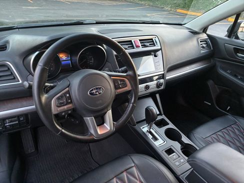 Used 2015 Subaru Outback 2.5i Limited image 11