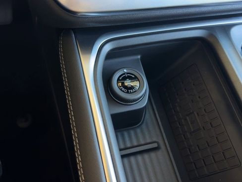 New 2025 Ford Expedition Platinum w/ Stealth Appearance Package image 51