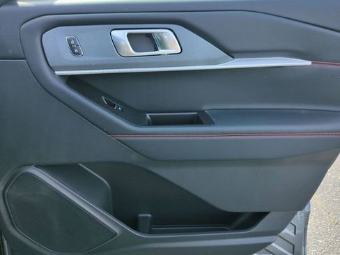 New 2026 Ford Explorer ST-Line AWD/4WD image 39