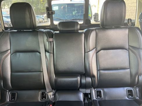 Used 2021 Jeep Gladiator Mojave image 16