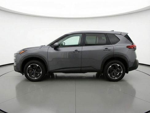 Used 2025 Nissan Rogue SV image 5
