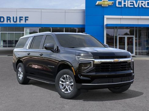 New 2026 Chevrolet Suburban LS RWD image 7