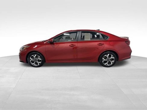 Used 2019 Kia Forte LXS image 11