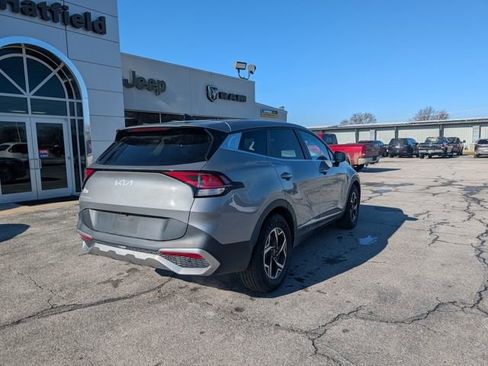 Used 2023 Kia Sportage LX FWD image 8