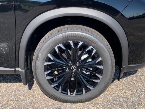 New 2026 Nissan Rogue Dark Armor FWD image 8