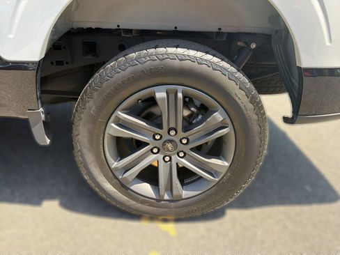 Used 2023 Ford F150 XLT AWD/4WD image 24